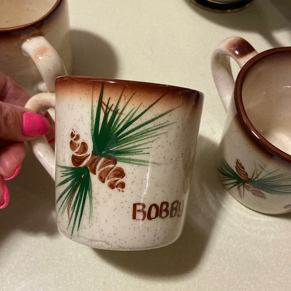 3 Vintage Personalized Speckled Ceramic mugs Bobby Albert Betty A15
